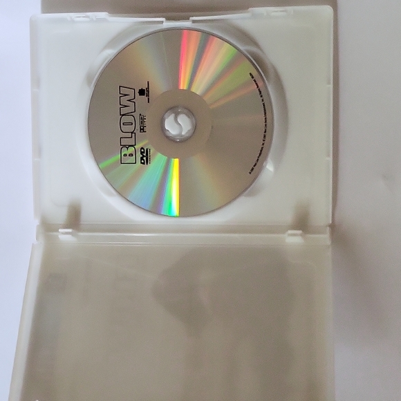 BLOW DVD - Picture 7 of 9
